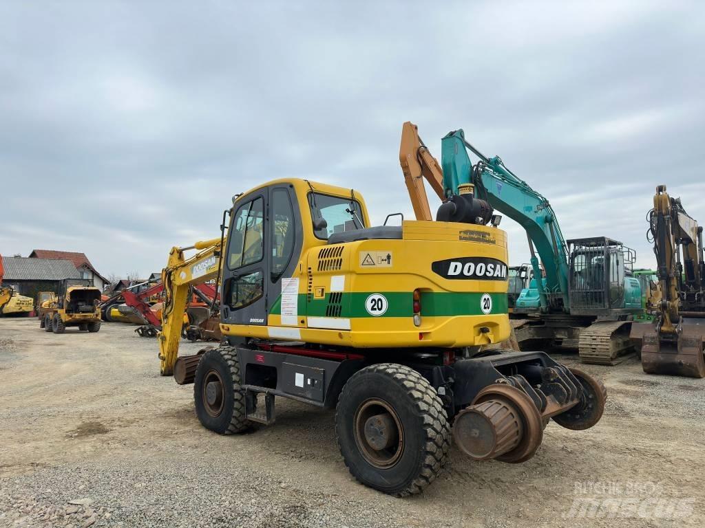 Doosan DX 160 WR Escavadoras de rodas