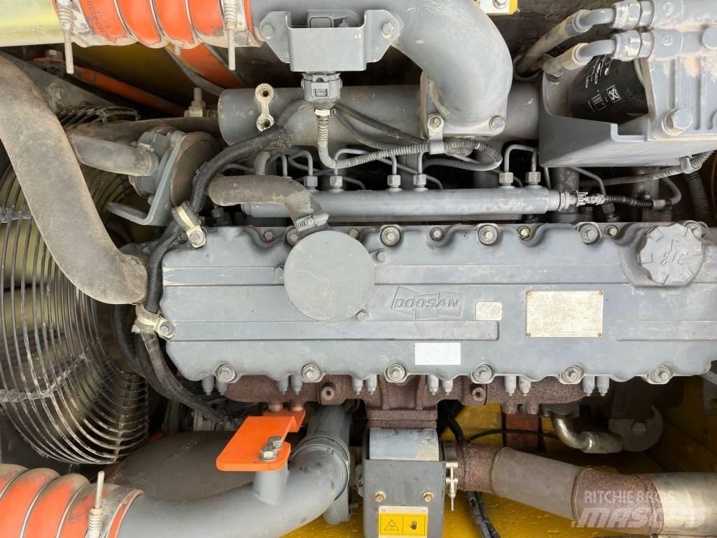 Doosan DX 160 WR Escavadoras de rodas