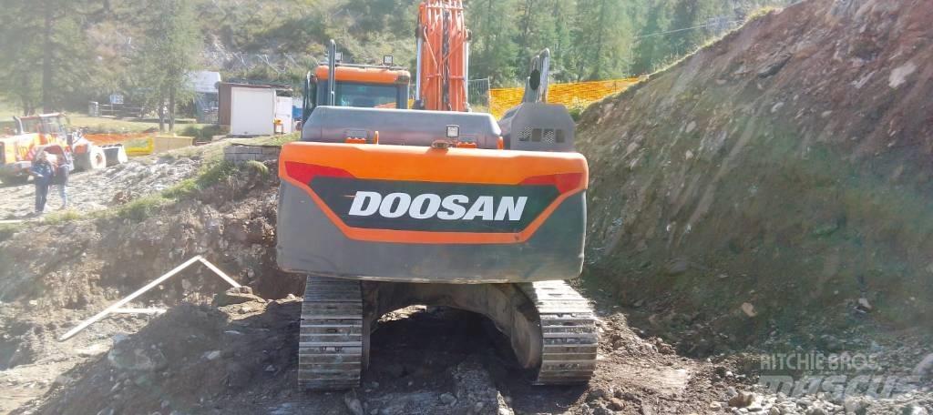 Doosan DX 235 Escavadeiras de esteiras