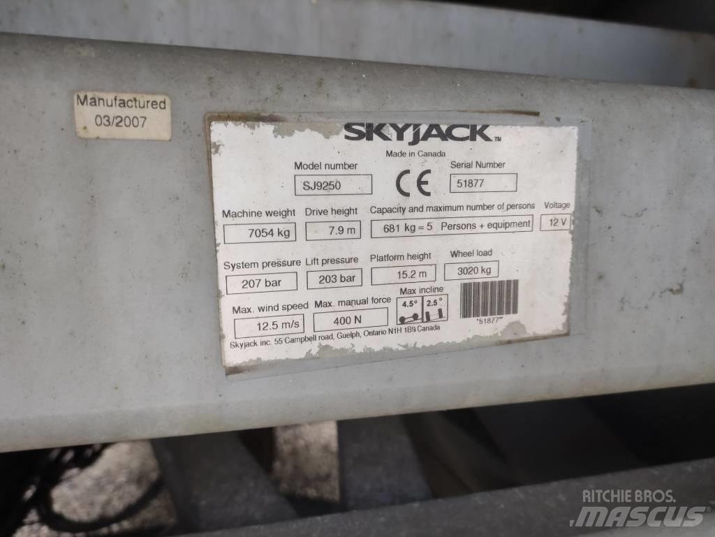 SkyJack SJ 9250 Elevadores de tesoura