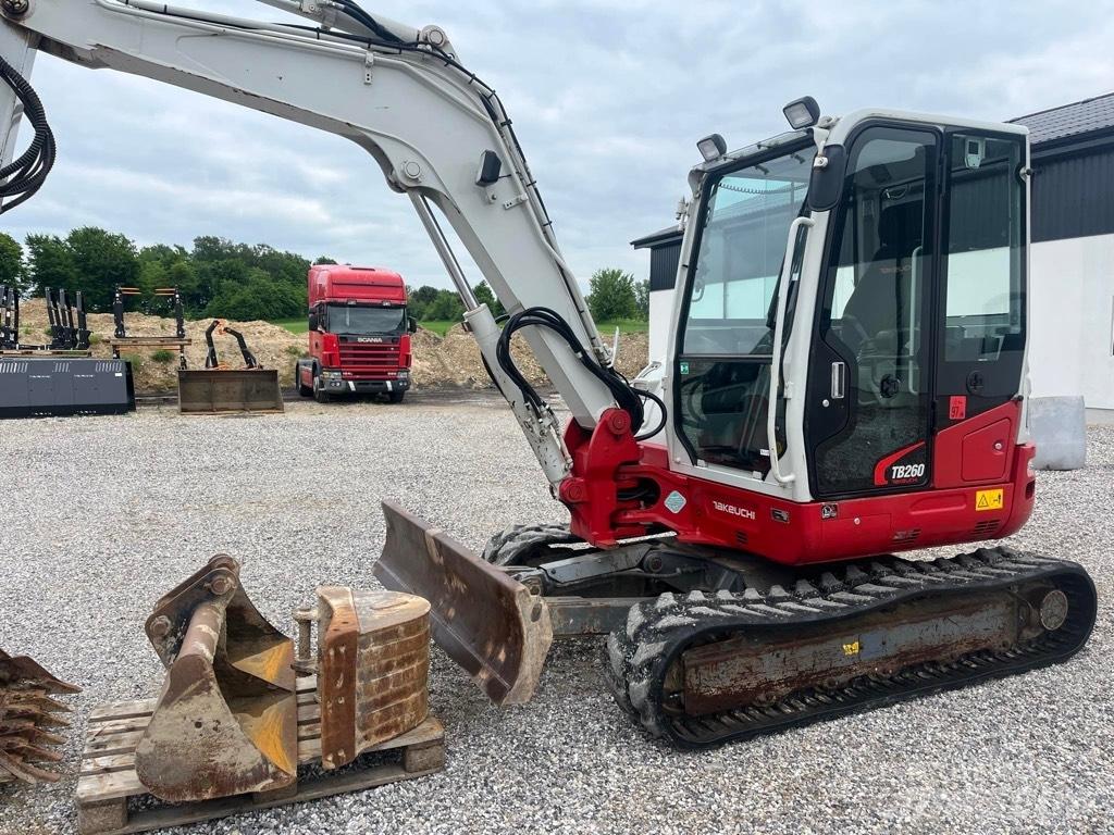 Takeuchi TB260 Miniescavadeiras
