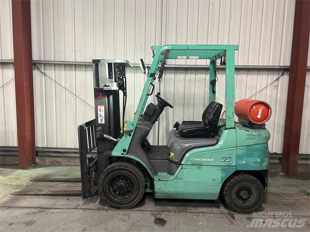 Mitsubishi FG25NT Empilhadores a gás