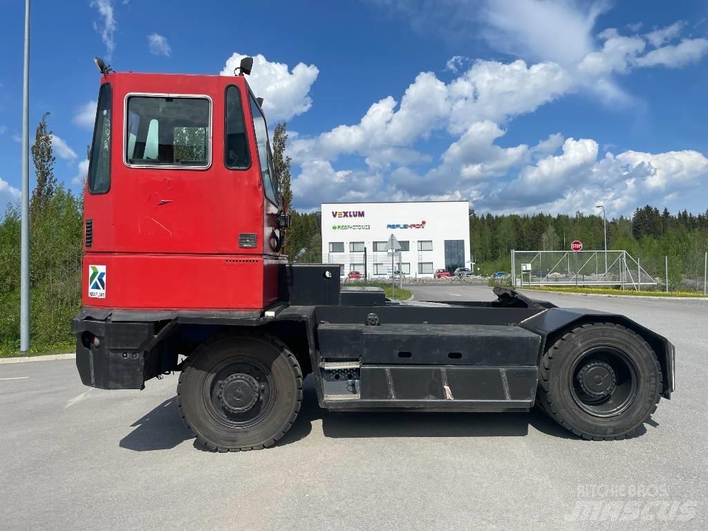 Kalmar TRX252 Tractores terminais