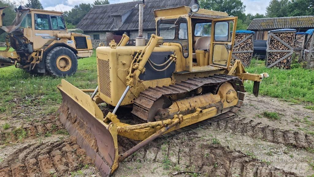 CAT D 4 D Dozers - Tratores rastos