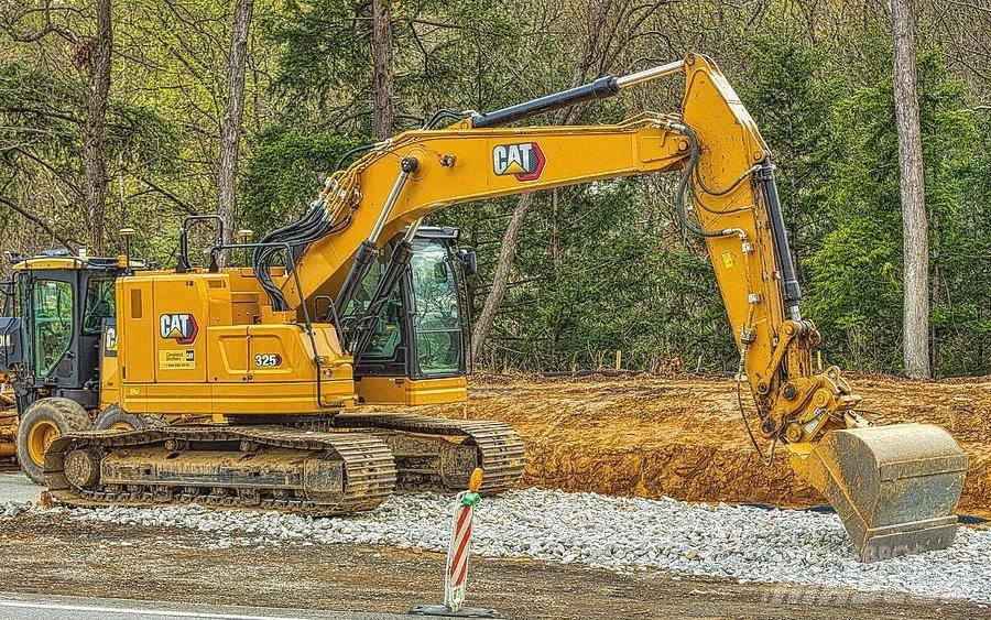 CAT CAT325 Escavadoras Midi 7t - 12t