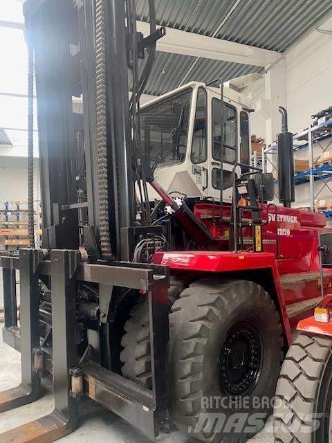 Svetruck 32-120 Empilhadores Diesel