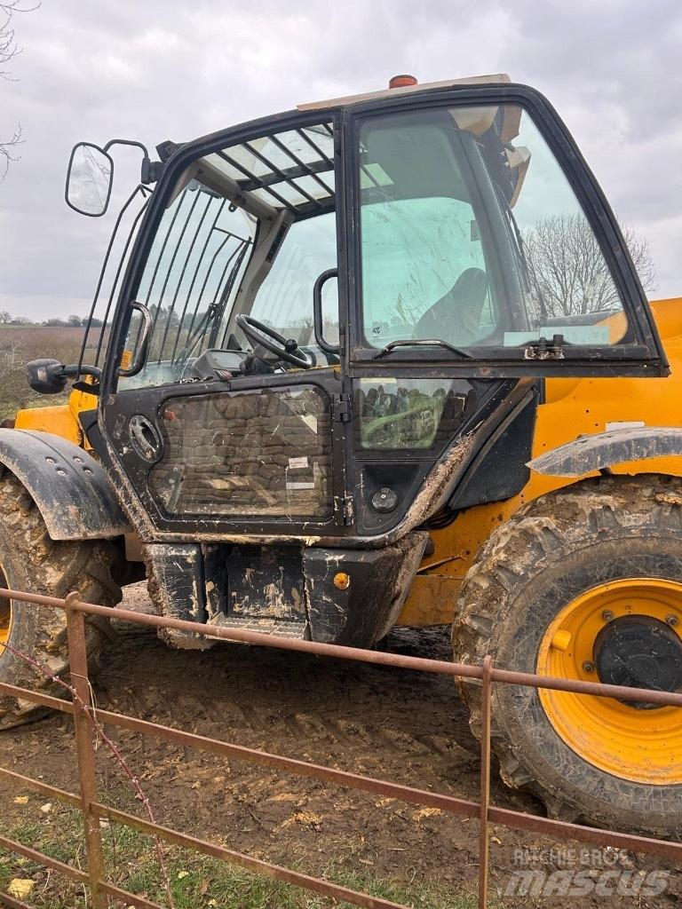 JCB 535-95 Escavadeiras de esteiras
