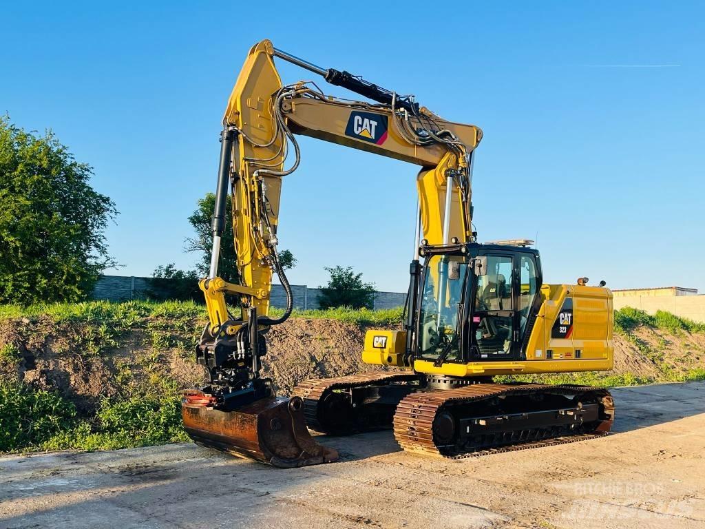 CAT 323 Escavadeiras de esteiras
