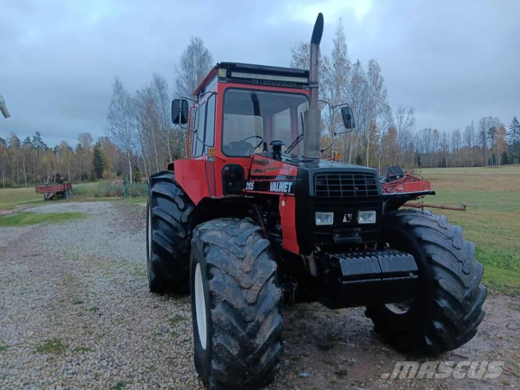 Valmet 2105 Tratores Agrícolas usados
