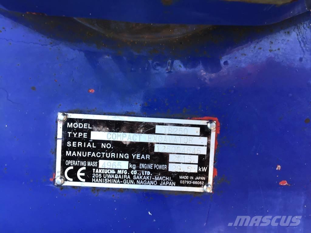 Takeuchi TB 250 Miniescavadeiras