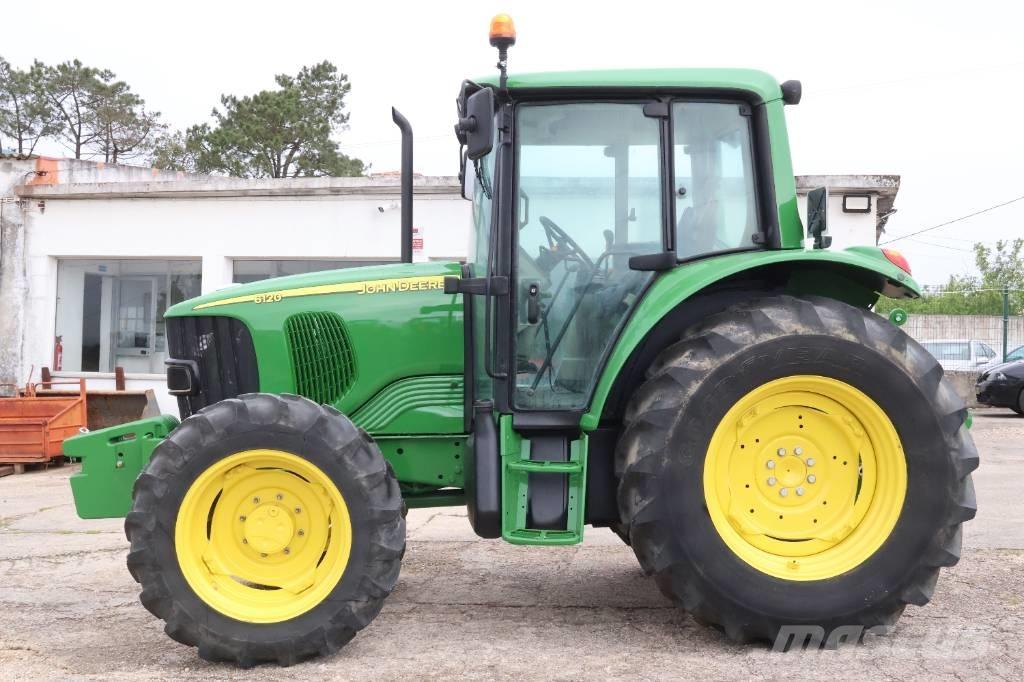 John Deere 6120 Tratores Agrícolas usados