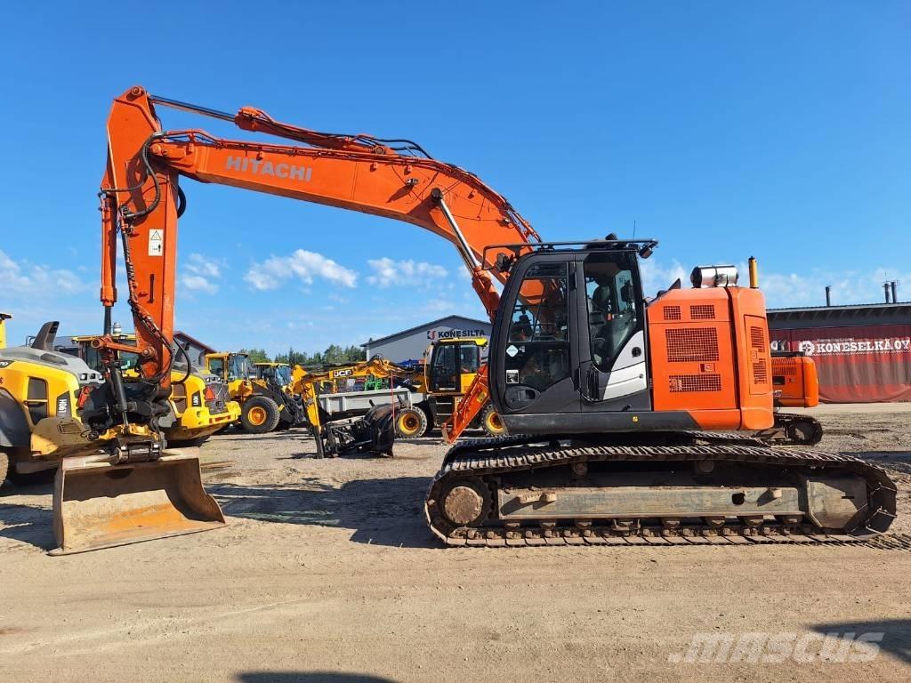 Hitachi ZX225USLC-5 Escavadeiras de esteiras