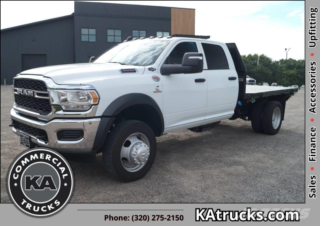 RAM 5500 TRADESMAN Camiões estrado/caixa aberta