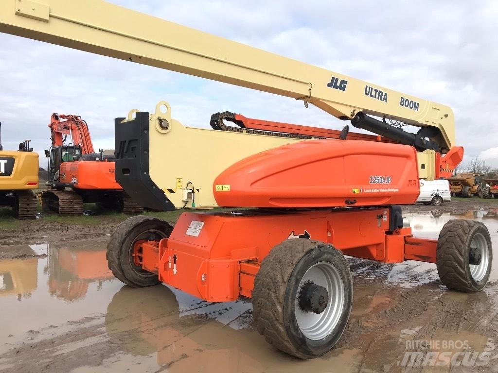 JLG 1250 AJP Elevadores braços articulados