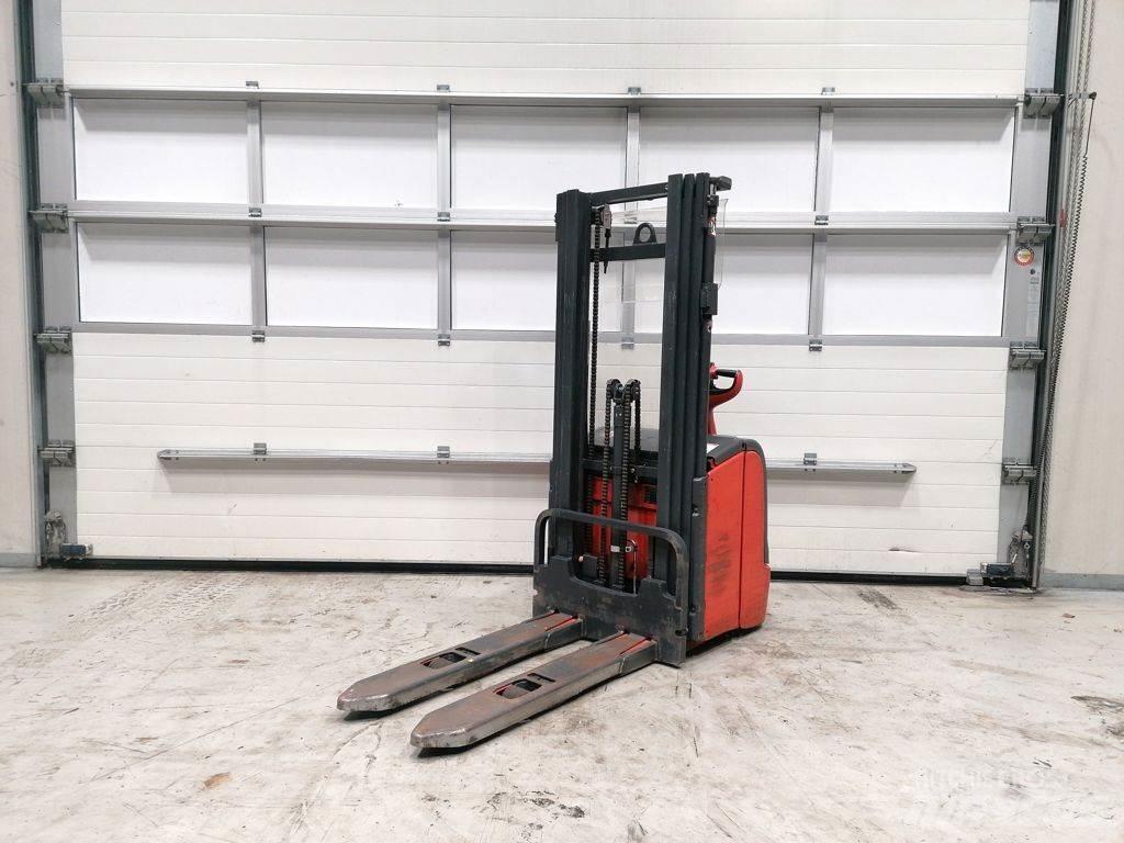 Linde L14 Empilhador para operador externo