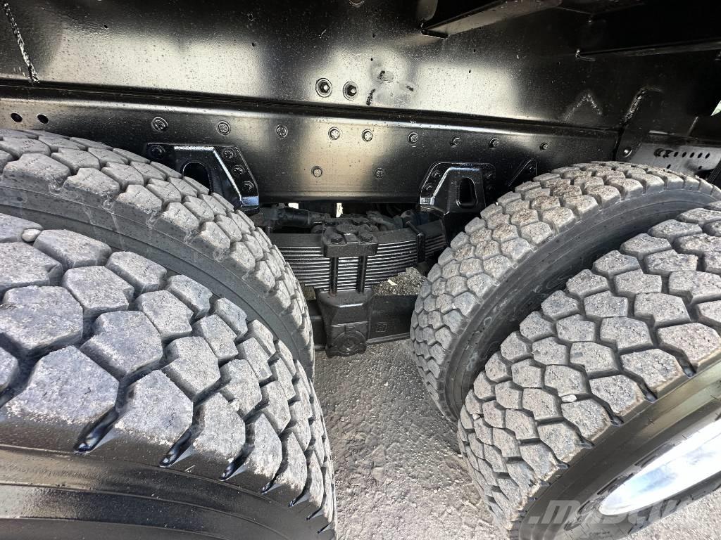 Freightliner 114 SD Camiões Aspiradores Combi