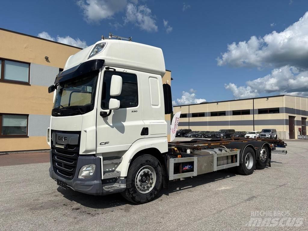 DAF CF 530 6x2 + BDF Camiões porta-contentores