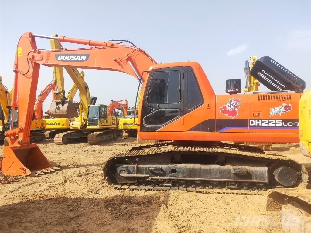 Doosan DH225LC-7 Escavadeiras de esteiras