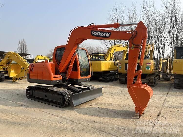 Doosan DX75 Miniescavadeiras
