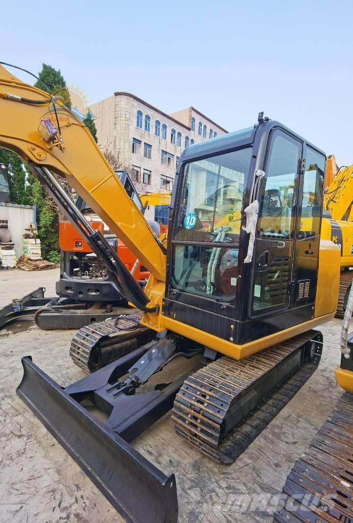 CAT 306 Miniescavadeiras