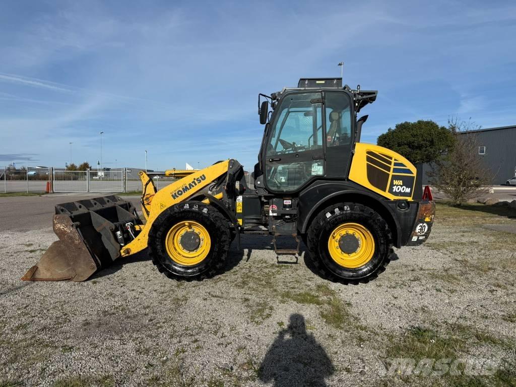 Komatsu WA 100M-7 Carregadeiras de rodas