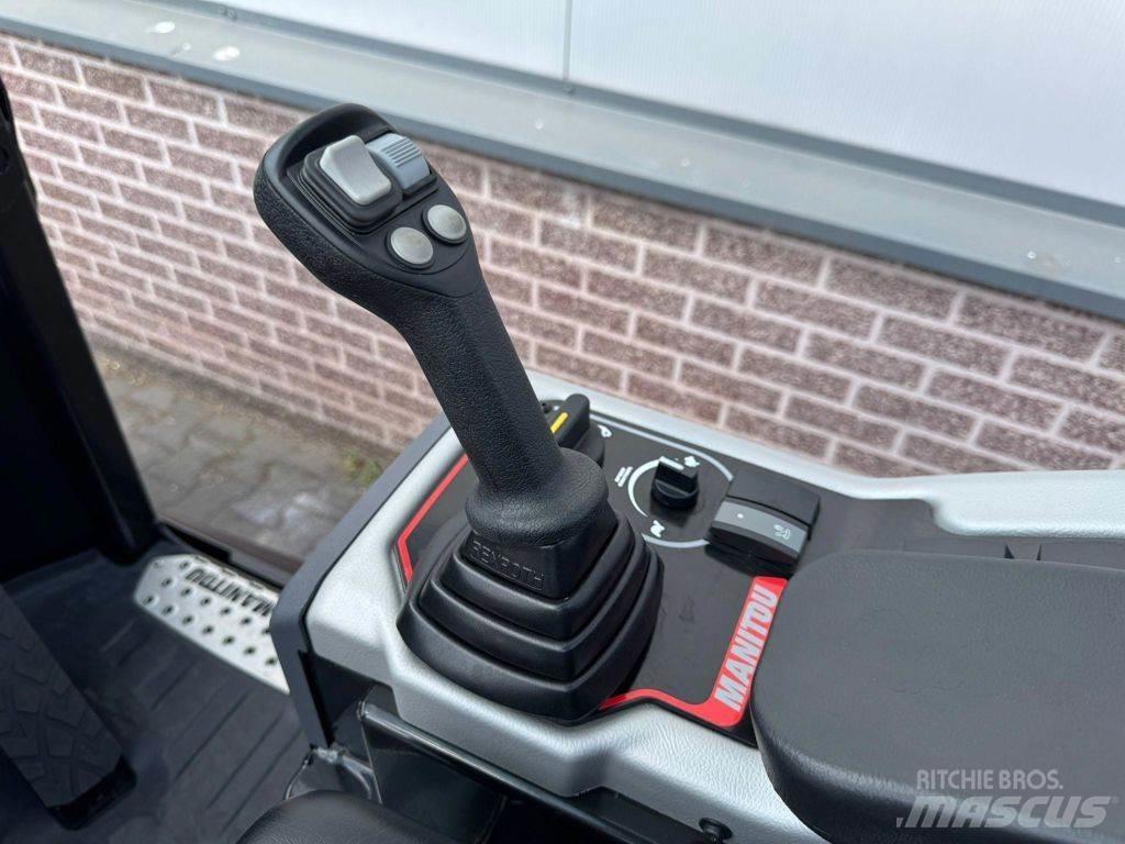 Manitou MLA 5-50 Carregadeiras de rodas