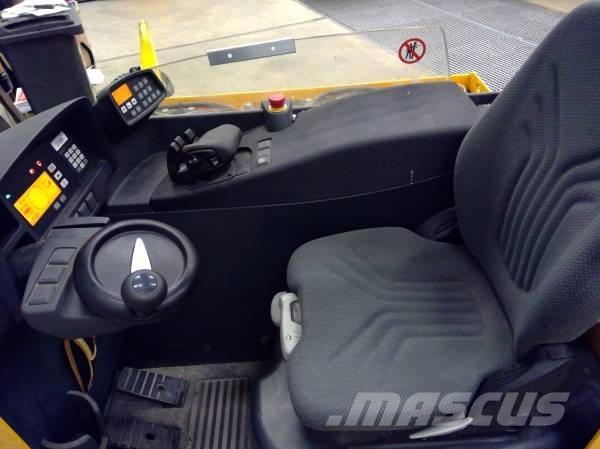 Jungheinrich ETV 214 Empilhadores Elevadores