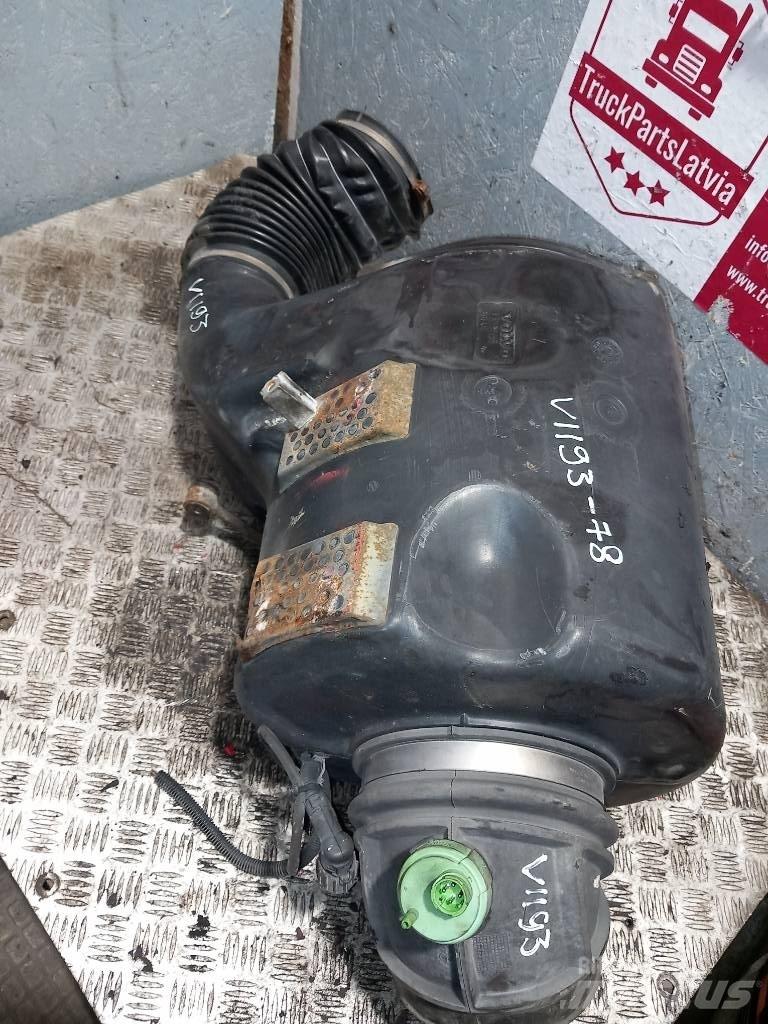 Volvo FH 12     3979505 Cabines e interior