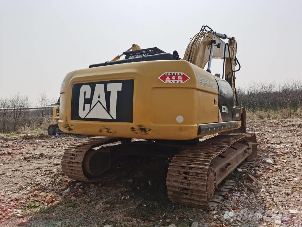CAT 323 D L Escavadeiras de esteiras