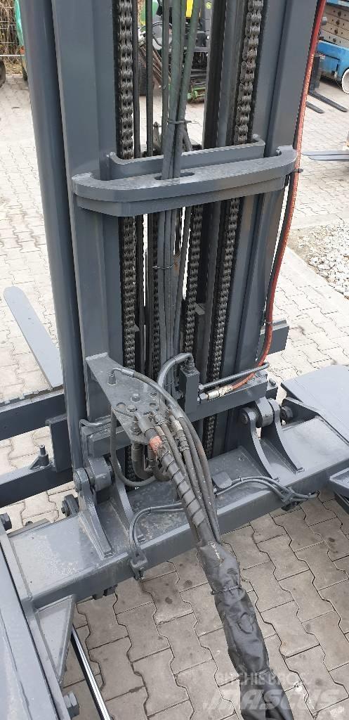 Combilift C 4500 Empilhadores de 4 vias