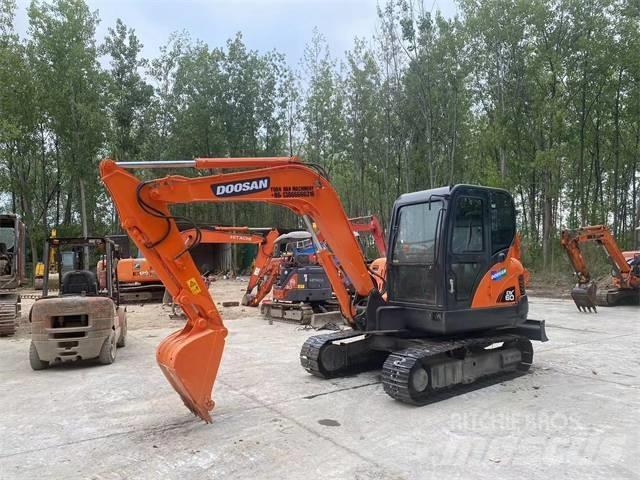 Doosan DX60 Miniescavadeiras