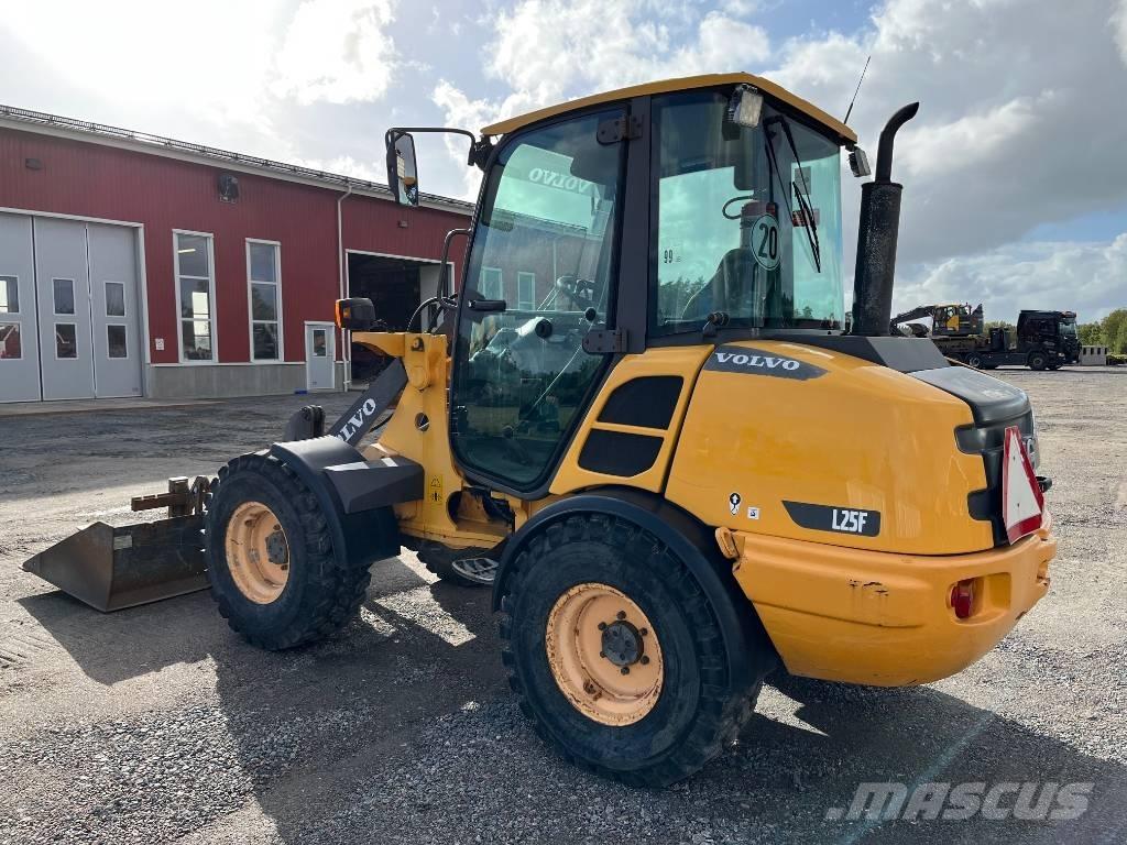 Volvo L 25 F Carregadeiras de rodas