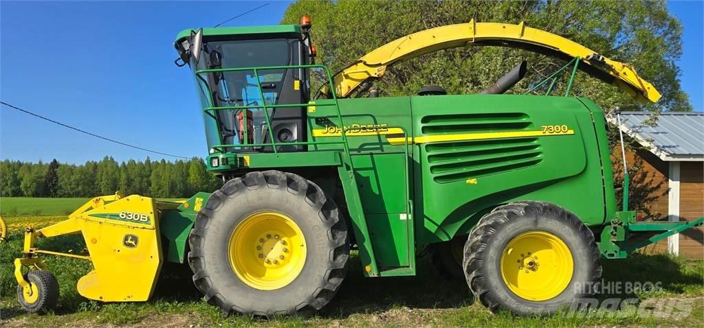 John Deere 7300 Forrageiras auto-propulsionadas
