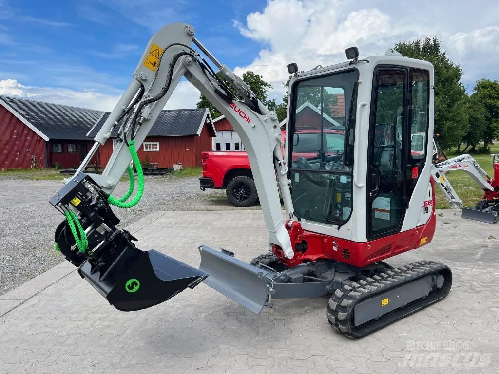 Takeuchi TB320 Miniescavadeiras