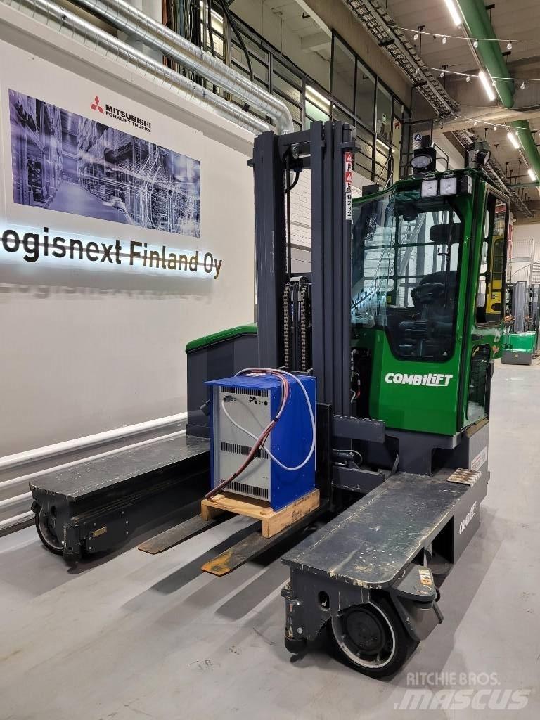 Combilift C4000ET Empilhadores de 4 vias