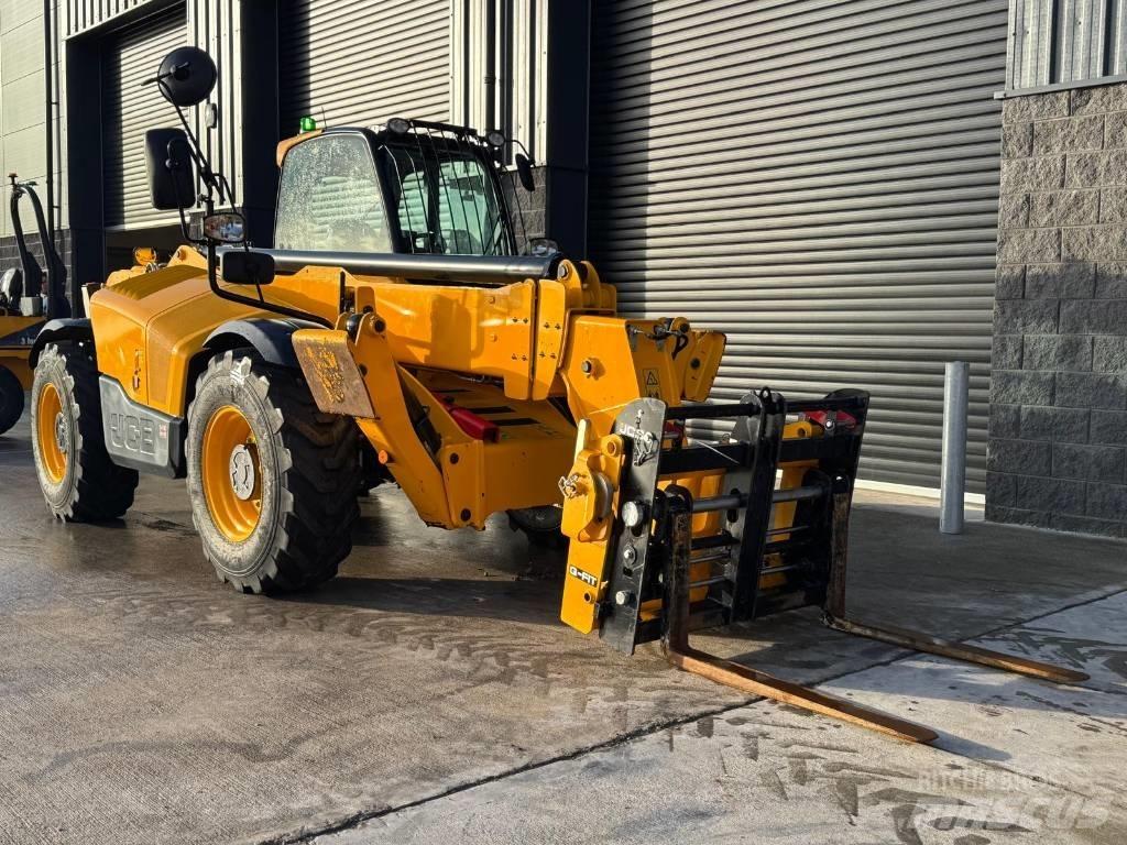 JCB 540-140 Manipulador telescópico