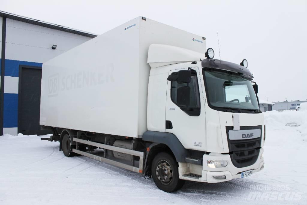 DAF LF250 FA Caminhões de caixa fechada