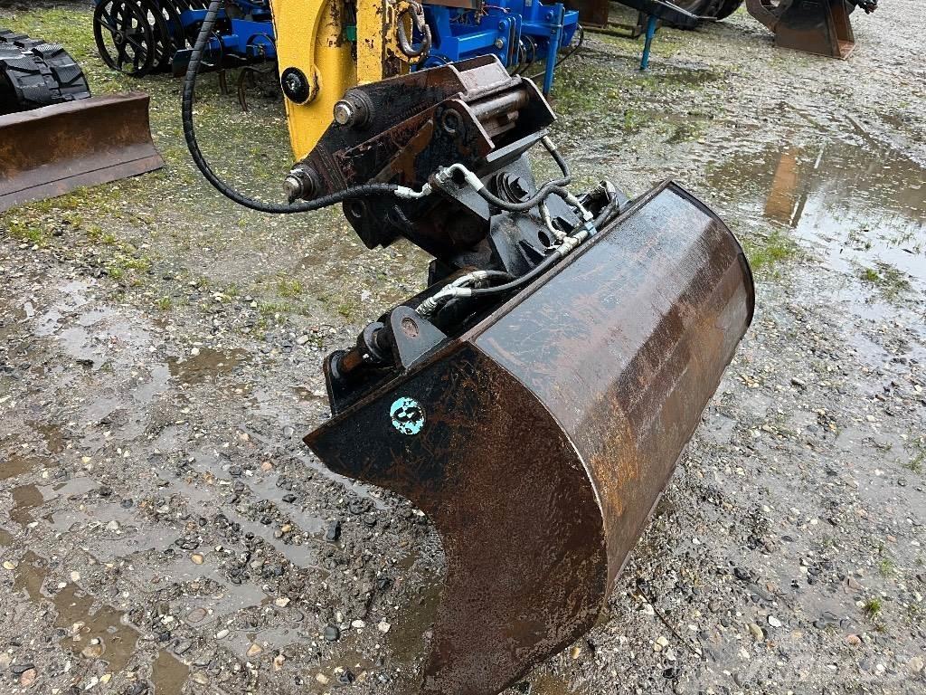 CAT 305 C Miniescavadeiras