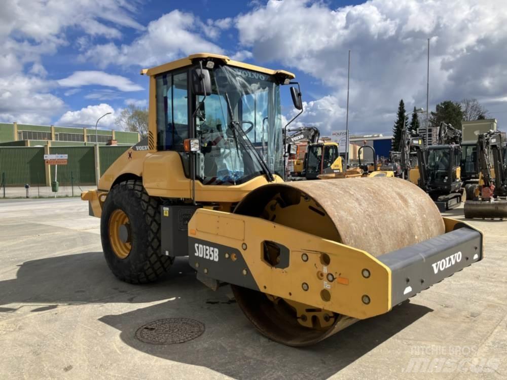 Volvo SD135B Compactadores para terra