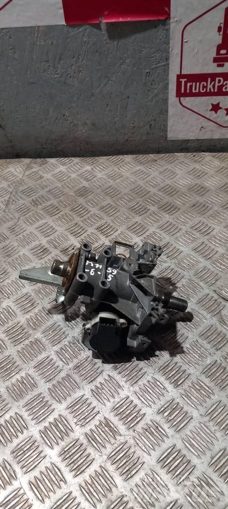 MAN TGX   81255016035 Cabines e interior