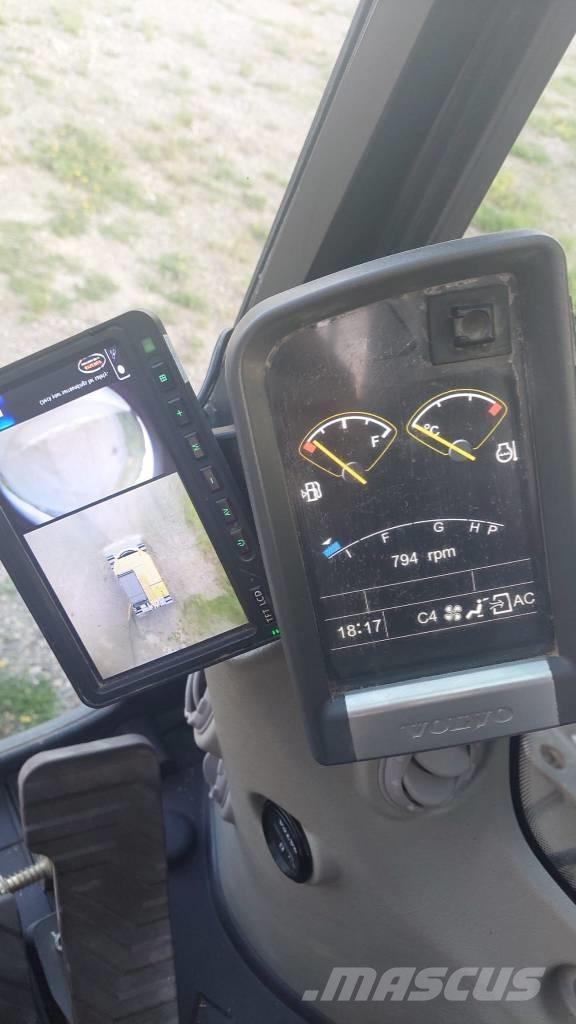 Volvo EC 220 DL Escavadeiras de esteiras