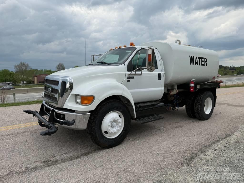 Ford F 650 Auto-tanques