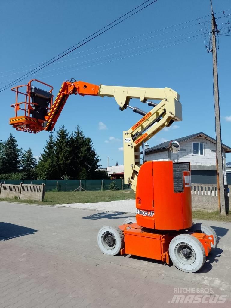 JLG E 300 AJP Elevadores braços articulados