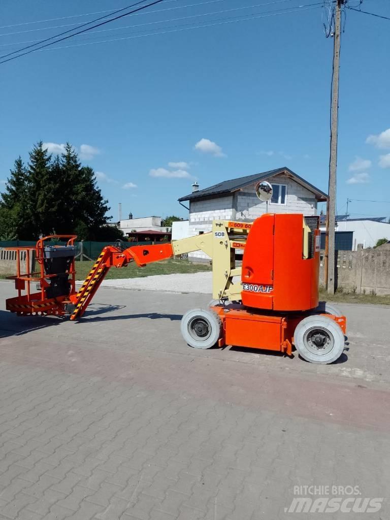 JLG E 300 AJP Elevadores braços articulados