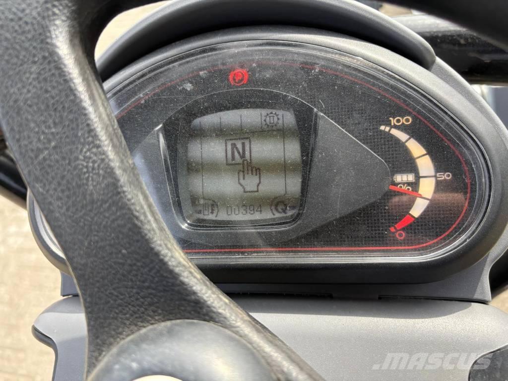 Giant G2200 E Xtra Mini carregadoras