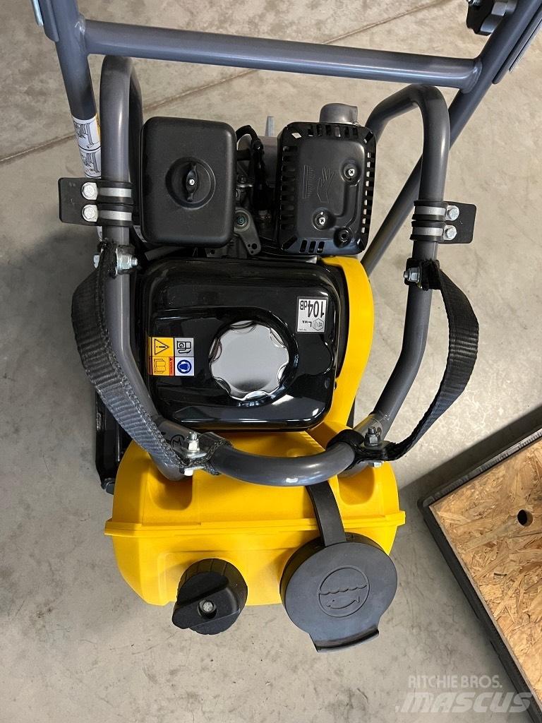 ATLAS COPCO LF57 LAT Compactadores para terra