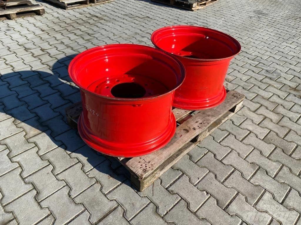 Fendt RIMS 15X24 Pneus Agrícolas