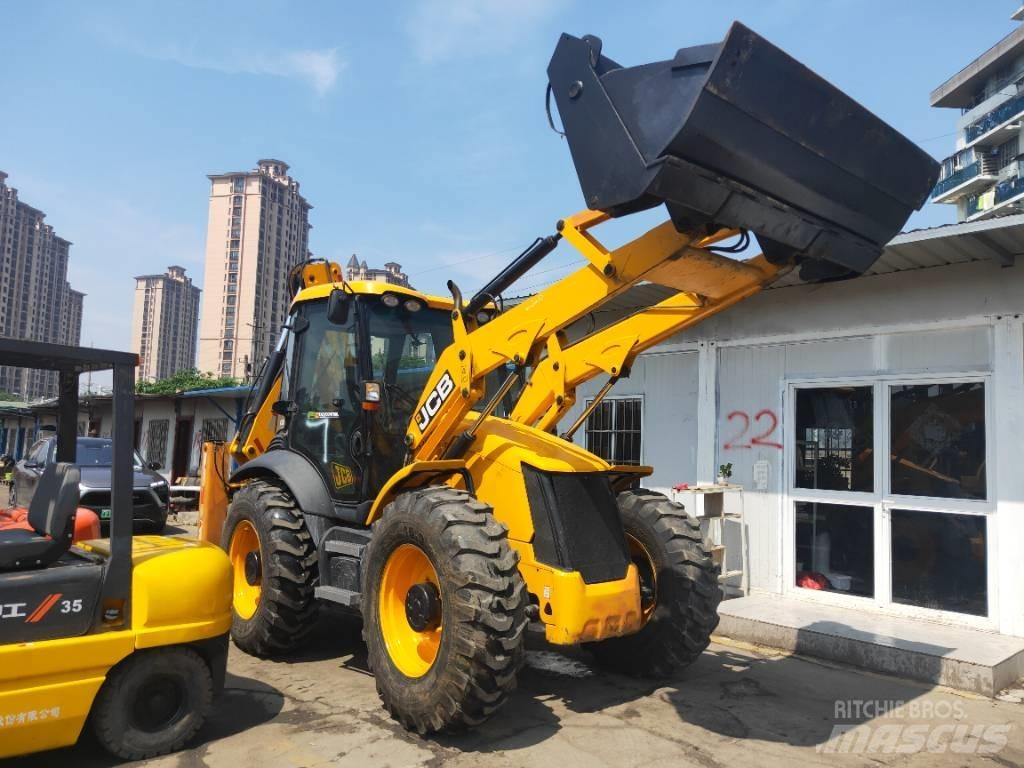 JCB 4CX Retroescavadeiras