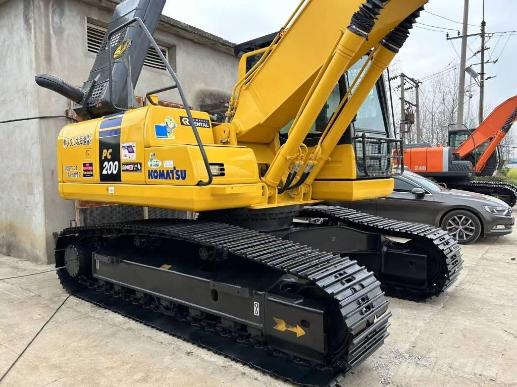 Komatsu 200 Escavadeiras de esteiras