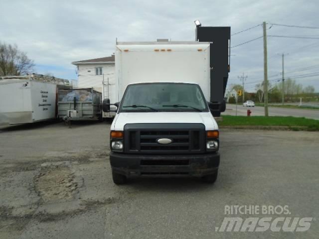 Ford E 350 Carrinhas de caixa fechada